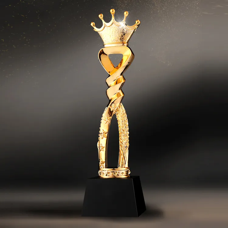 Top Grade มงกุฎเรซิ่นถ้วยที่กำหนดเองคริสตัลโลหะ Award บรรยากาศ Gold Plated ขายแชมป์ถ้วยรางวัล