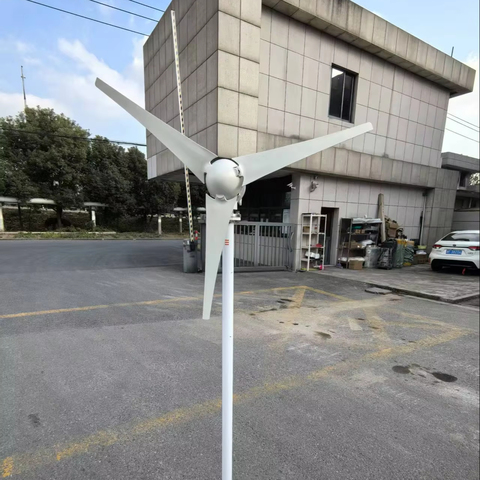 Efficient Mini Wind Turbine Generator System Compact and High-Power Wind Power Generation