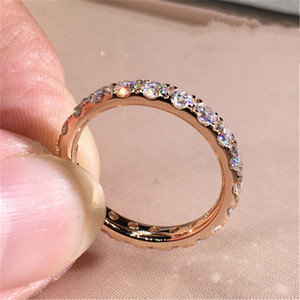 Anello da Donna con Zirconi Cubici Rotondi Stile Eternity, Gioiello alla Moda - Product Image 1