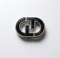 Étiquette métallique 3D personnalisée avec logo, plaqué or, badge émaillé, plaque de nom de luxe pour vêtements, sacs, chaussures