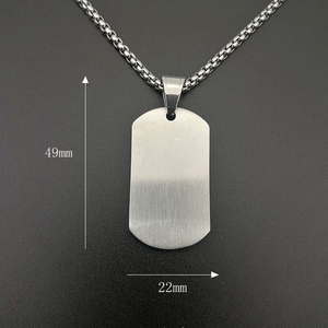 SN196 Collana con Ciondolo Corona Regina in Acciaio Inossidabile Placcato Oro con Cristalli, Catena a Corda, Gioiello Unisex Hip Hop, Regalo - Product Image 5