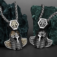 Pendentif Casque de Guerrier Celtique Viking Nordique MECYLIFE en Acier Inoxydable, Bijoux Viking, Bijoux Gothiques pour Hommes