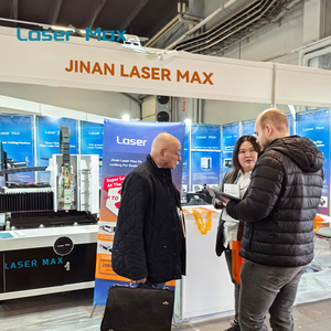 1530 ống kim loại và tấm sợi <span class=keywords><strong>Laser</strong></span> máy cắt <span class=keywords><strong>laser</strong></span> cắt kim loại lá nghệ thuật 1500W 4000W 6KW ống máy cắt <span class=keywords><strong>laser</strong></span> - Product Image 4