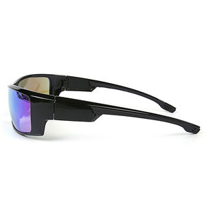 <span class=keywords><strong>2021</strong></span> superventas gafas de sol deportivas Retro para hombres marca con logotipo personalizado con marco azul o negro banda de Rayos de conducción de moda - Product Image 2