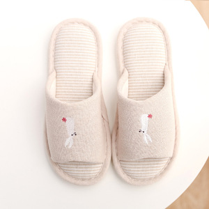 <b>Home</b> cute cotton <b>slippers</b> for spring and autumn suitable for couples for <b>home</b> use with soft bottom and anti-slip men's <b>slippers</b> - Product Image 3
