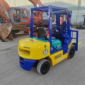 Desplazador Lateral Hidráulico Usado para Montacargas Komatsu, para Carga de Montacargas Contrabalanceados de 3 Toneladas, Modelo FD30, Diésel, Neumático Sólido, Dos Etapas - Product Image 3