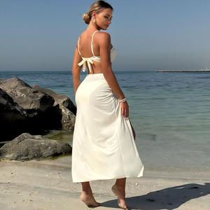 Maillot de bain bikini 3 pièces pour femme, avec décor étoile de mer dorée, dos nu et jupe longue paréo de plage – Vente en gros - Product Image 5