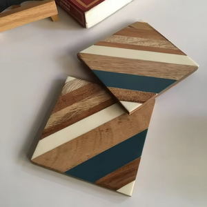 Posavasos de resina de madera epoxi redondo cuadrado personalizado de alta calidad con juego de soporte portavasos de sofá para té y café - Product Image 1