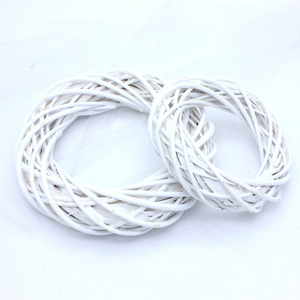 Couronne en osier faite à la main couronne en osier de rotin pour la décoration de Noël et de mariage - Product Image 2