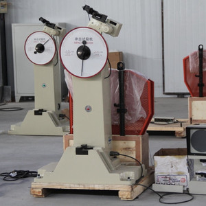 Machine d'essai d'impact Charpy HST manuelle 300/500/<span class=keywords><strong>750</strong></span> <span class=keywords><strong>KN</strong></span> ASTM E23 avec précision de 0,001, broche W18Cr4V, 380V IP55 - Product Image 6