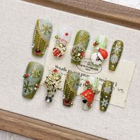 Nouveauté - Vente chaude de Noël - Ongles pressés faits à la main de haute qualité - Ongles artificiels avec motifs d'arbre de Noël et de flocons de neige - 10 pièces