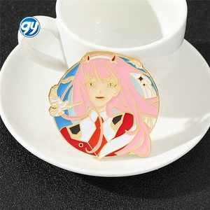 Chéri dans le Franxx <span class=keywords><strong>Zero</strong></span> Two Broche Anime Métal Badge Cartoon Pin <span class=keywords><strong>Manga</strong></span> Accessoires - Product Image 1