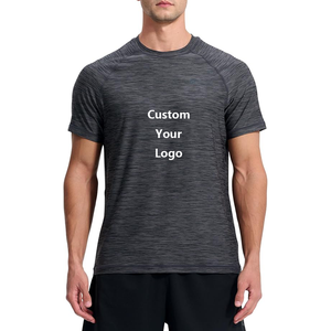 T-shirt de sport en polyester à manches courtes et à col rond en tissu cationique pour homme T-shirt évacuant l'humidité avec logo personnalisé pour homme - Product Image 1