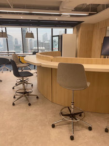 Bar comercial de lujo comedor PP Shell <span class=keywords><strong>cocina</strong></span> ocio invitado colores tela cojín plástico dibujo silla taburete de Bar alto - Product Image 2