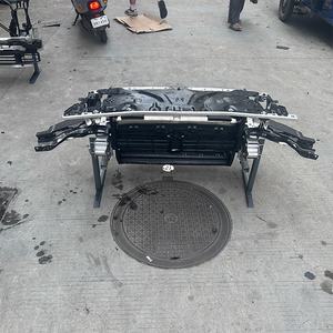 Utilisé dans le cadre du pare-chocs avant G30LCI <span class=keywords><strong>de</strong></span> <span class=keywords><strong>la</strong></span> série 5 pour renforcer <span class=keywords><strong>la</strong></span> poutre d'impact du pare-chocs avant Pièce OEM OE51117385288 - Product Image 4