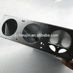Característica almacenada Asesino de ratas Hoja galvanizada Trampa para ratones Jaula Tablero de pegamento Cubierta Dst Caja de trampa para ratones - Product Image 6