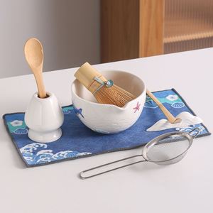 Juego de Matcha Profesional de 8 Piezas en Caja de Regalo, Juego de Batidor de Matcha Japonés de Lujo con Tazón de Cerámica, Logotipo de Pez Azul Personalizado - Product Image 4