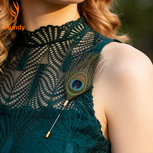 Pin de Solapa con Plumas de Pavo Real Hecho a Mano <span class=keywords><strong>para</strong></span> Fiestas, Nochevieja, Acción de Gracias, Brunch de Pascua, Disfraces de Halloween, Día de San Patricio - Product Image 1