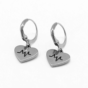 Pendientes con clip yunnique, pendientes de acero de titanio con forma de corazón para regalo, joyería de moda - Product Image 5