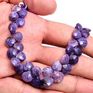 AAA Charoite Gemstone 9mm-11mm Corazón facetado Briolette Bead Purple Charoite Piedras preciosas semipreciosas Cuentas sueltas para la fabricación de joyas - Product Image 5