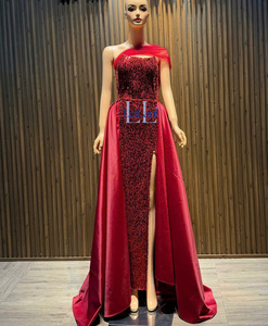 ชุดเดรสทรงกระบอกแขนกุดสำหรับผู้หญิง ดีไซน์หรูหรา ผ้าปักเลื่อมผสมผ้าไหม เหมาะสำหรับงานเลี้ยงตอนเย็น ชุดเดรสยาวจากเวียดนาม - Product Image 4