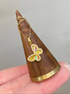 Xinfly 2026 Nuevo Colgante de Mariposa de Lujo en Oro de 18K con Diamantes Naturales, Joyería Fina de Moda para Mujer, Colgante para Bodas y Fiestas - Product Image 3