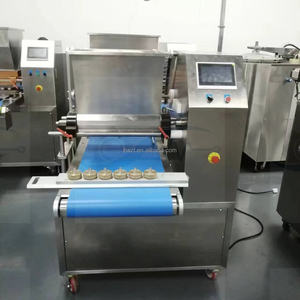 Machine commerciale automatique compacte pour la fabrication de macarons et de cupcakes, avec système de remplissage - Product Image 4