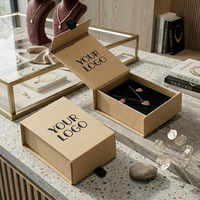 Boîte d'emballage de luxe personnalisée pour collier avec logo, boîte cadeau rigide en papier pour bijoux, pendentifs et chaînes – Vente en gros