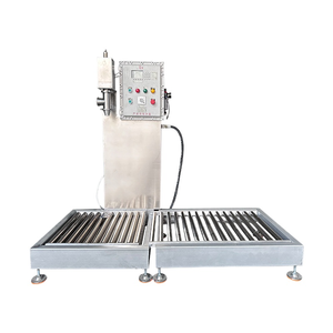 Machine de remplissage automatique Yunqingtech Spot Bucket Filling, avec bouchage en caoutchouc et remplissage de liquides, pour la production chimique quotidienne pneumatique - Product Image 1