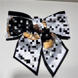 Buena calidad de lujo Vintage moda famosa marca pelo arco Clip satén tela Hairbow cinturón letra LOGO impreso horquilla Barrette - Product Image 4