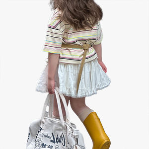 เสื้อยืดลำลองสไตล์เกาหลีสำหรับเด็กผู้หญิงแขนสั้นหลวมๆลายทางสีสันสดใสเสื้อโปโลแฟชั่น - Product Image 3