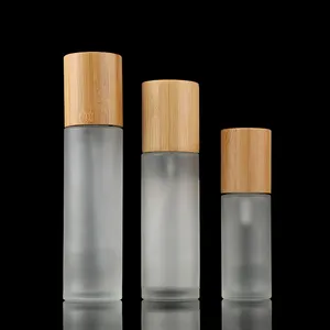 Bomba de espray de bambú, botella de vidrio transparente esmerilada