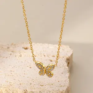 Dainty Choker Schmuck 14 Karat vergoldet Edelstahl Zirkon Inlay Shiny Crystal Butterfly Anhänger Halskette für Frauen