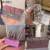 MASSA Support de Rangement Multifonctionnel pour Pinceaux de Maquillage à 26 Compartiments en Acrylique Orné de Strass, Boîte de Présentation pour Outils de Beauté
