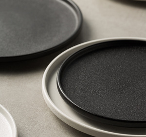 Assiette à steak et à pizza en céramique mate rétro de style occidental, adaptée pour les dîners dans les hôtels, les pubs et les restaurants modernes - Product Image 6