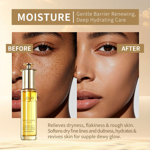 Sérum facial hydratant, éclaircissant et anti-âge ; Traitement à l'acide hyaluronique et à la vitamine C pour les points noirs - Product Image 4