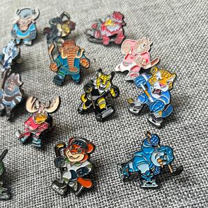 <span class=keywords><strong>Mascota</strong></span> <span class=keywords><strong>de</strong></span> la <span class=keywords><strong>Liga</strong></span> <span class=keywords><strong>de</strong></span> Hockey Americana <span class=keywords><strong>de</strong></span> Alta Calidad Pintada para Insignia <span class=keywords><strong>de</strong></span> Mochila - Product Image 4