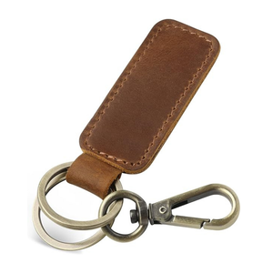 Porte-clés en cuir de qualité supérieure avec un design minimaliste et un anneau métallique, porte-clés artisanal pour hommes et femmes - Product Image 5