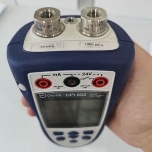 เครื่องสอบเทียบแรงดันแบบพกพา Druck DPI 802 2500Pa ความแม่นยำ 70% 0.02 ผลิตในสหราชอาณาจักร - Product Image 2