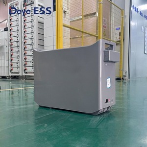 Deye WD-G12100 WD-1200 2KWH 12.<span class=keywords><strong>8V</strong></span> 100AH 200AH Deye ESS Solar Bateria Prismatische Lithium-Ionen-Batterien Lifepo4 12V Batterie pack - Product Image 1