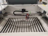 Machine de découpe laser CO2 STJ9060 pour débutants, niveau d'entrée de gamme