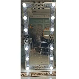 2022 moderno di lusso a figura intera specchio Hollywood in piedi specchio con lampadine libere diamante frantumato e display a led per camera da letto