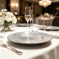 Assiette de Présentation Texturée de Luxe en Plastique 13 pouces, Revêtement Poudré, Décorative Gaufrée, Décoration de Table Moderne et Élégante pour Mariage