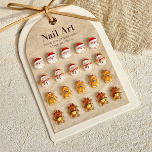 Offre Spéciale Noël : Accessoires d'Art Ongulaire en Résine – Breloques 3D pour Ongles Motif Bonhomme de Neige et Père Noël Kawaii, 4 Couleurs - Product Image 4