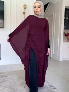 Abaya asymétrique moderne Loriya avec tissu respirant et détail latéral unique, robe longue pour femmes - Product Image 6