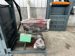 פסולת נייר מדחס קרטון אלומיניום יכול ללחוץ מכונת baling הידראולי אנכי מכונת baler הידראולי עם מנוע דיזל - Product Image 5