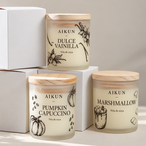 Vela Aromática de Cera de Soja con Tapa de Madera y Vidrio Esmerilado Aikun, Etiqueta Personalizada, Empaque de Regalo, Marca Privada OEM ODM para Regalos de Temporada - Product Image 1
