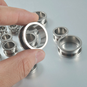 Yicai G23 Đầu cắm đồng hồ đo tai bằng titan màu bạc không có ren xỏ lỗ cơ thể 8-25mm - Product Image 5