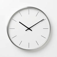 Jam Dinding Besi Kustom - Jam Dinding Logam Tempa Hitam dengan Angka Romawi, Gerakan Quartz Senyap, Dekorasi Rumah & Kafe
