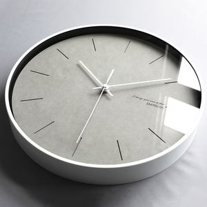 EMITDOOG <span class=keywords><strong>Orologio</strong></span> in Vetro e Legno <span class=keywords><strong>Grigio</strong></span> Decorazione Casa <span class=keywords><strong>Orologio</strong></span> Moderno Fai-<span class=keywords><strong>da</strong></span>-Te Arte Murale Semplice <span class=keywords><strong>Orologio</strong></span> Unico con Lancette in Alluminio - Product Image 5